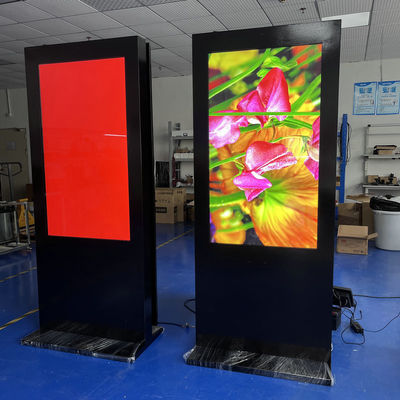 55 Inch High Brightness 3000Nits IP65 Waterproof Outdoor Digital Signage with 500000 Hours Lifespan and 3840X2160 Resolution
